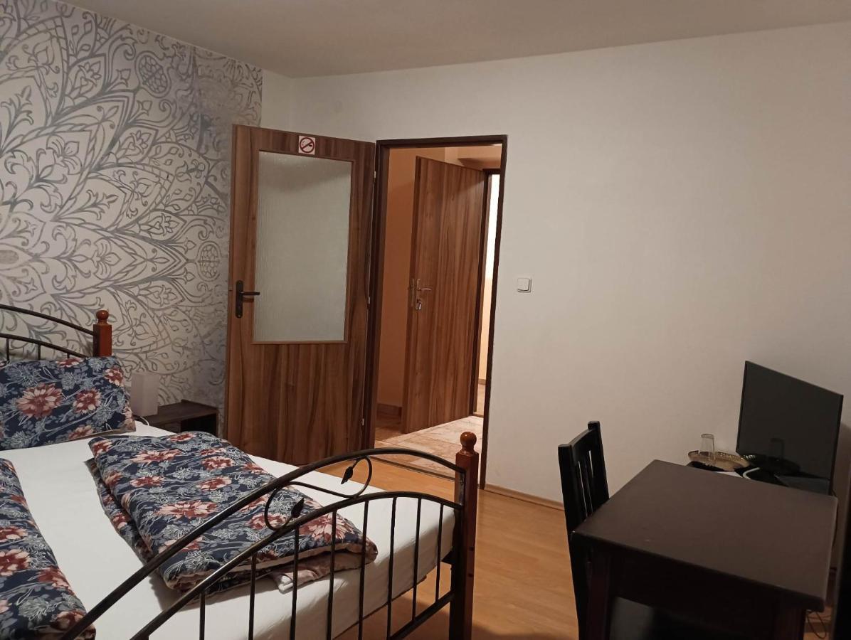 Penzion U Bileho Jaka Vilemov  Buitenkant foto